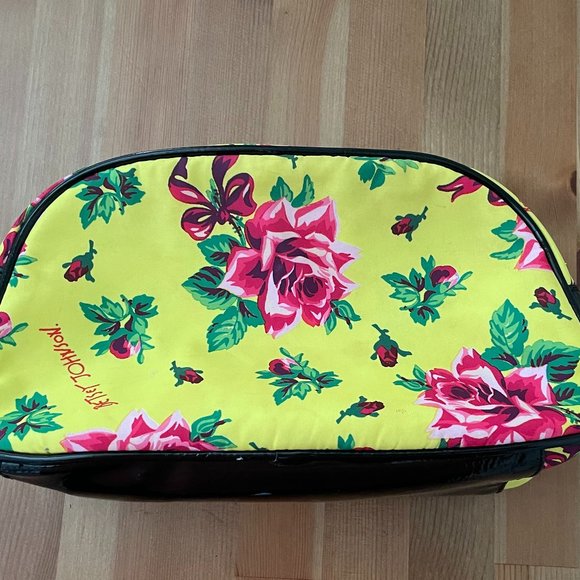 Betsey Johnson Large Floral Cosmetic Bag - Picture 7 of 8
